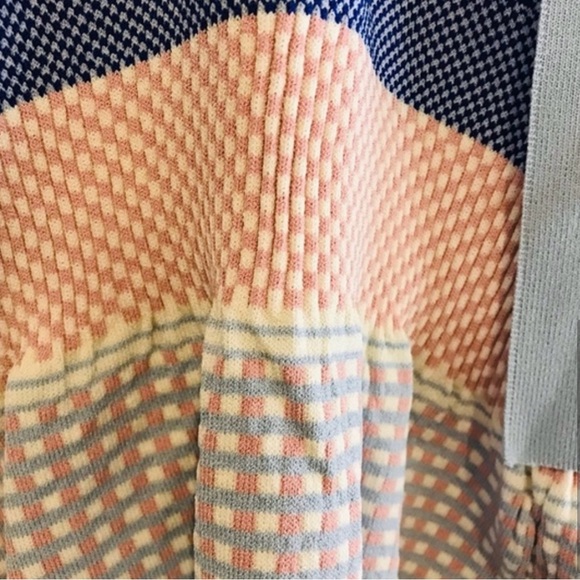 Esque Stretch Knit Sweater - Picture 8 of 8